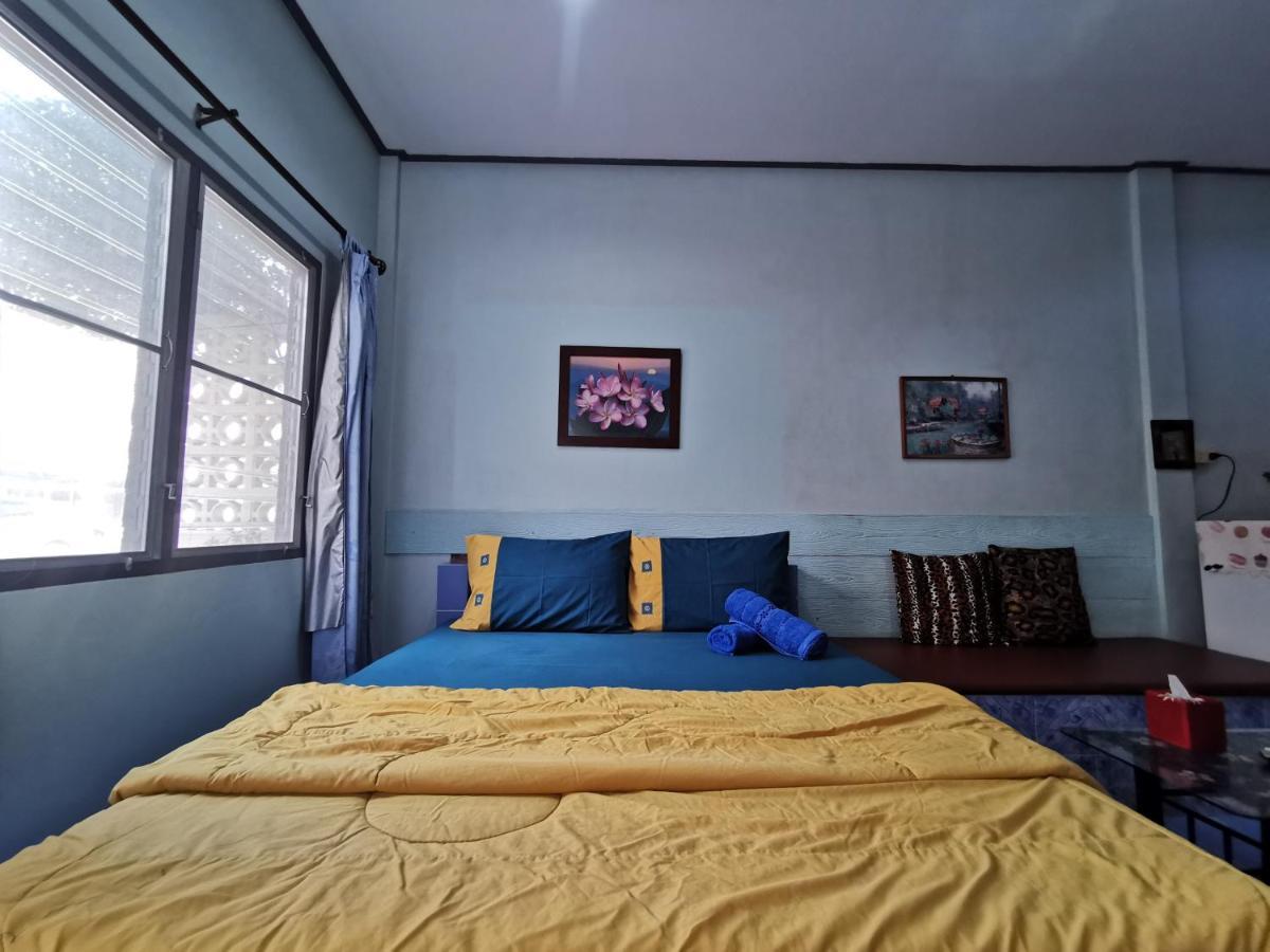 Samiya Guesthouse Bang Saen Ngoại thất bức ảnh